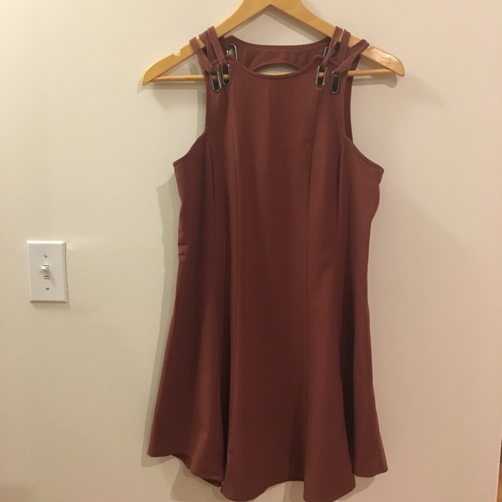 🌺 Free People Dress in Maroon